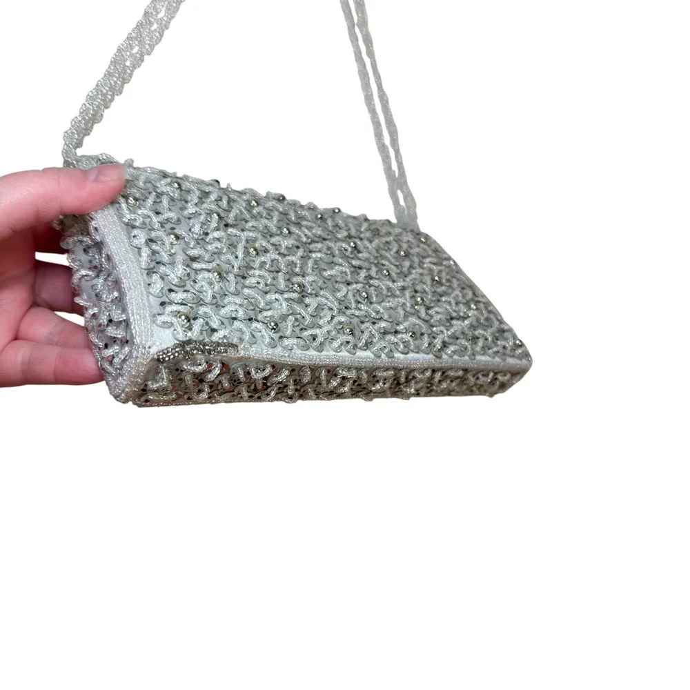 Unbranded Beaded Sequin Clutch OS Silver Scalloped Evening Bag Vintage Glam